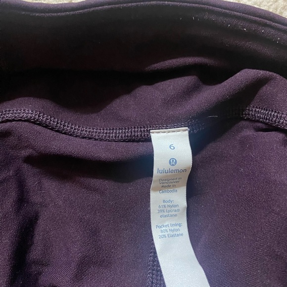 women’s lululemon leggings size 6 - Picture 3 of 3